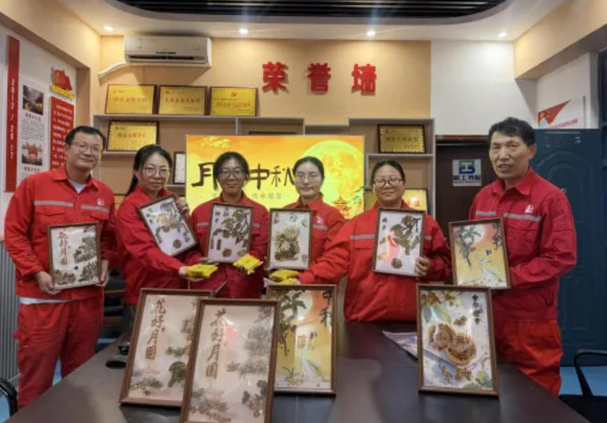 “迎双节 反邪教” ——中原油田濮东采油厂推动反邪教宣传教育走进科研班组与采油一线