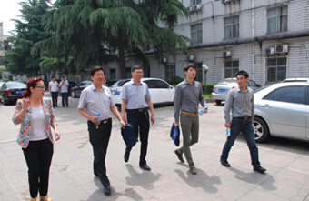 河南郑州无邪教创建领导小组莅临矿区验收矿区无邪教办事处创建工作