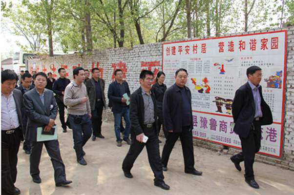 河南省新密市借力网格化管理 开展反邪教工作