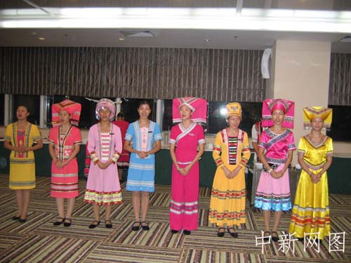 广西覃塘区东龙镇用山歌反邪宣传彰显民族特色