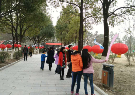河南省固始县反邪教协会举办迎春科普游园活动