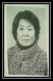 法轮功头目李洪志母亲病亡（图）