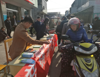 浙江省余姚市河姆渡镇开展反邪教宣传进农贸市场活动