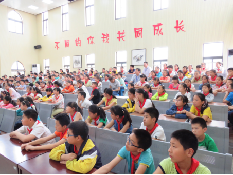 江苏省南京市六合区反邪教协会走进竹镇镇民族小学举办反邪教知识进校园科普讲座