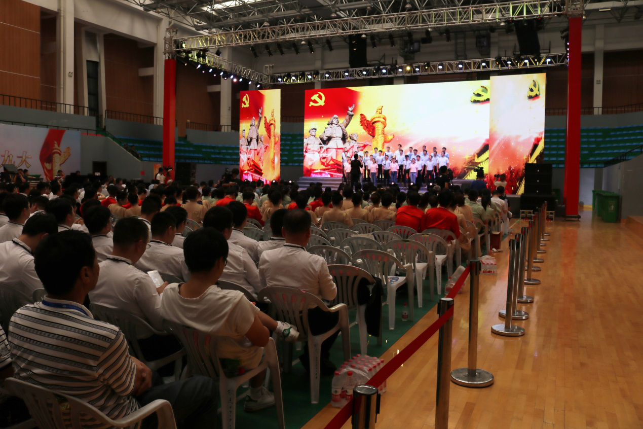 大江东产业集聚区反邪教协会会同区总工会开展基层职工反邪宣传活动