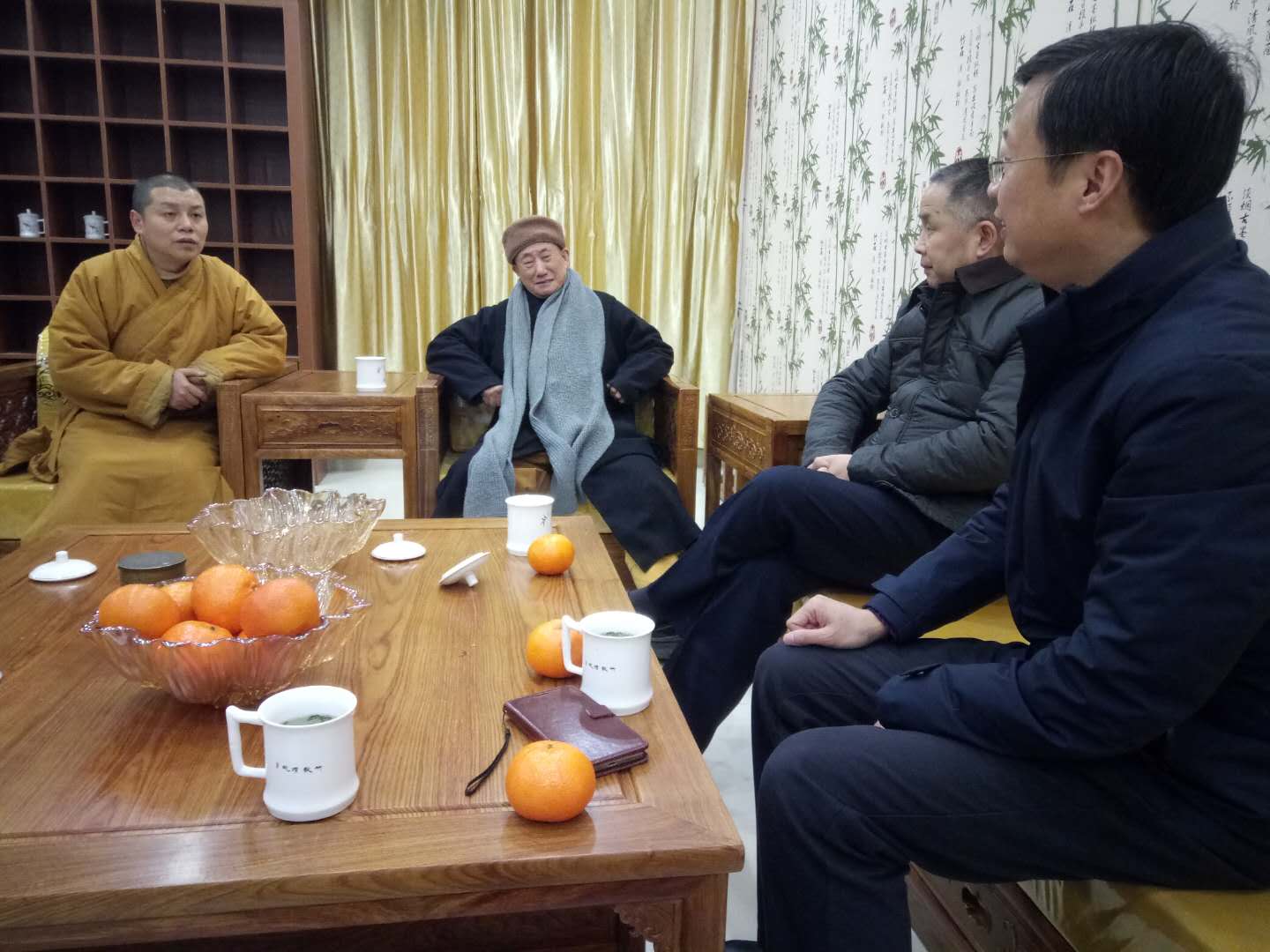 宗教反邪  继续前行 ——浙江省湖州市反邪教协会利用腊八节开展宗教界反邪宣传活动