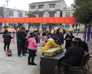 江苏省徐州市鼓楼区反邪教协会借助元宵灯谜开展反邪教宣传活动