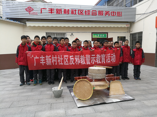 图片1 图片1