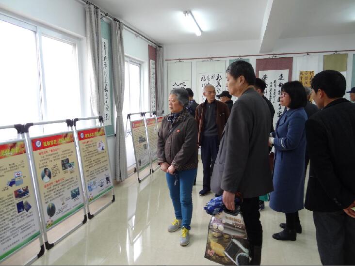 浙江省江山市“党员活动日”到反邪教基地学习去
