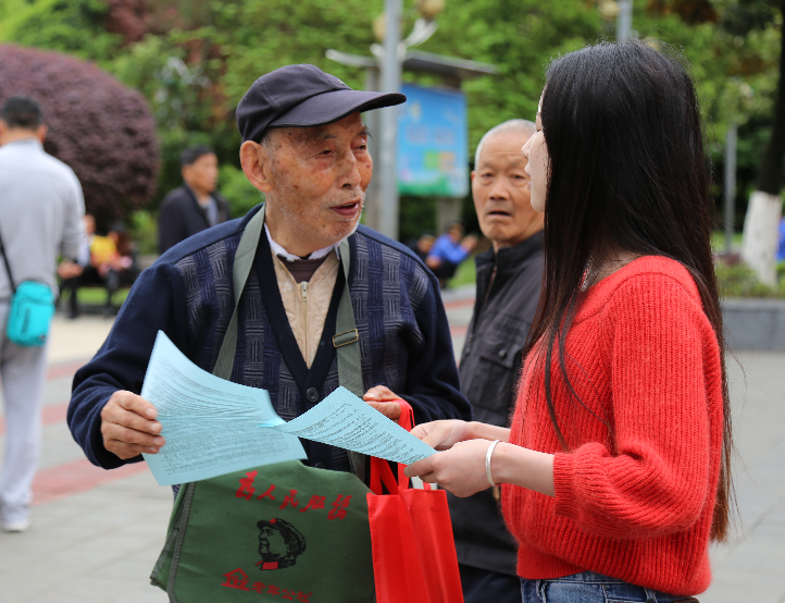 全国多地反邪教协会在“全民国家安全教育日”开展反邪教警示教育宣传