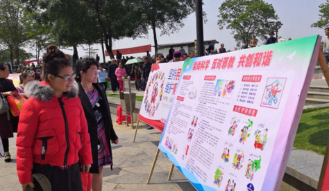广西来宾市兴宾区： 壮乡三月三  唱响反邪新高潮