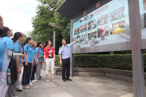 图片4 图片4