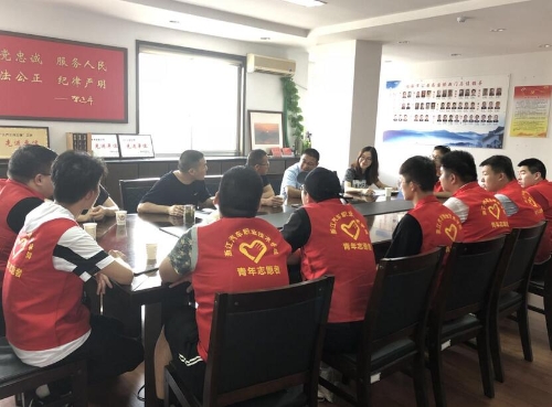 大学生反邪教暑期实践活动座谈会1 大学生反邪教暑期实践活动座谈会1