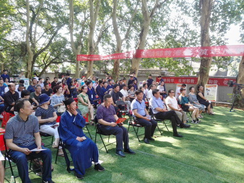 武汉东湖风景区在大道观举办反邪教宣传2 武汉东湖风景区在大道观举办反邪教宣传2