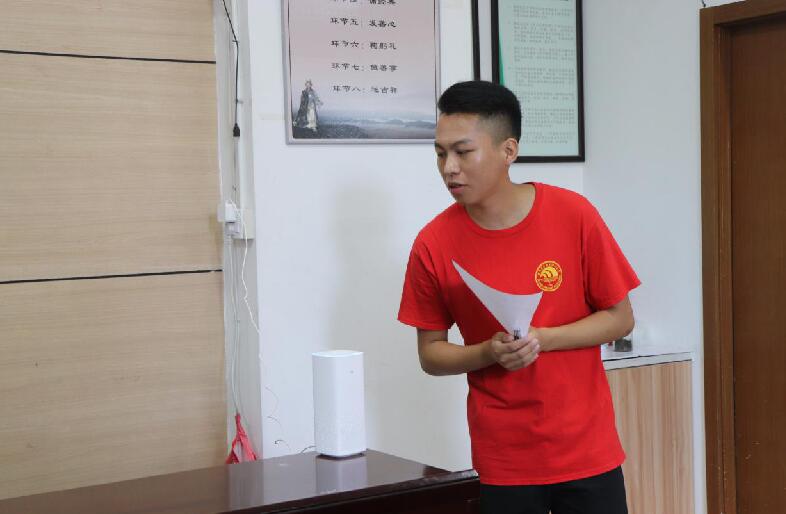 浙江东方职业技术学院科普反邪行 ——“AI设备”加入反邪课堂