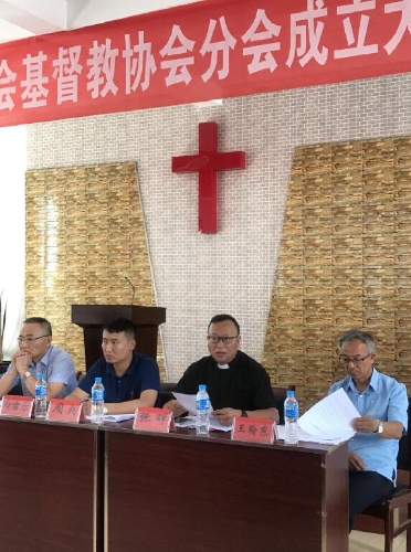 新当选的理事长发言 新当选的理事长发言