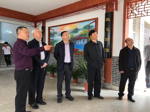 参观新安江第三小学3 参观新安江第三小学3