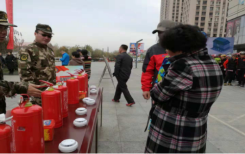 天津市河北区在“消防宣传日”开展反邪教活动368 天津市河北区在“消防宣传日”开展反邪教活动368