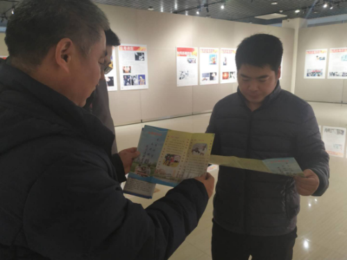 南京市栖霞区尧化街道借助禁毒活动积极开展反邪教宣传1226340
