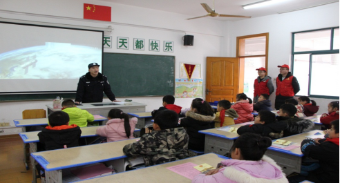 21、江苏省无锡市锡北镇:“浇灌祖国未来 培育反邪之花”609 21、江苏省无锡市锡北镇:“浇灌祖国未来 培育反邪之花”609