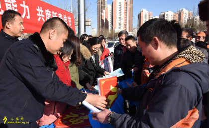 天津市各街镇开展“闹元宵 反邪教”活动700