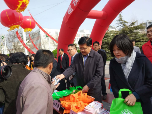 天津市津南区借助“平安天津建设宣传”掀起反邪教警示教育高潮543 天津市津南区借助“平安天津建设宣传”掀起反邪教警示教育高潮543