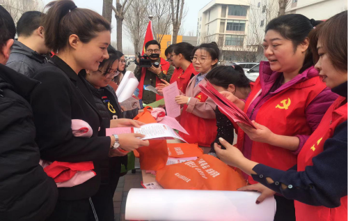 天津市津南区借助“平安天津建设宣传”掀起反邪教警示教育高潮1445 天津市津南区借助“平安天津建设宣传”掀起反邪教警示教育高潮1445