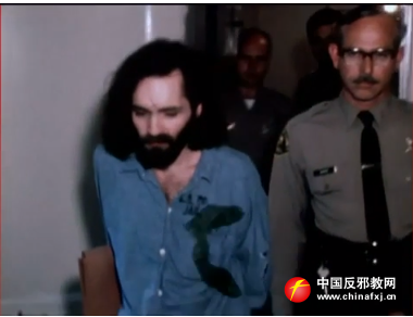 受害者家属呼吁拒绝假释曼森家族成员