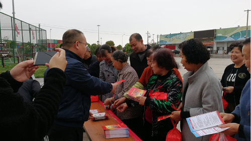 温州市洞头区元觉街道借力国家安全日开展反邪教法治宣传广场活动440 温州市洞头区元觉街道借力国家安全日开展反邪教法治宣传广场活动440