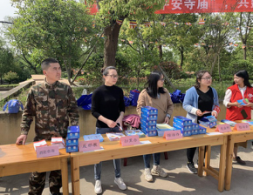 三月廿三赶庙会，浙江平湖反邪宣传正当时