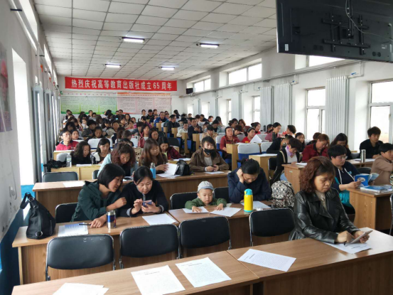 内蒙古呼伦贝尔市鄂伦春自治旗反邪教协会举办教师队伍反邪教知识讲座