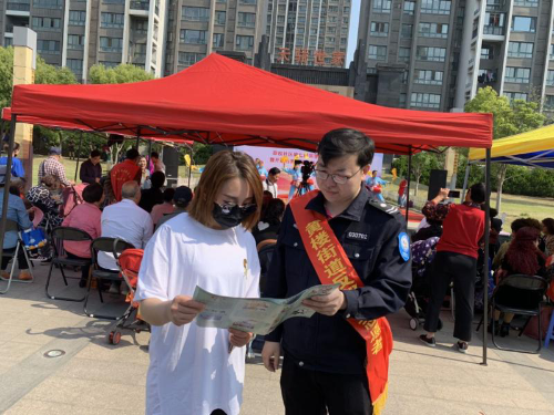图片1 图片1