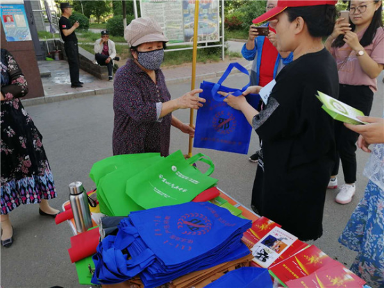 内蒙古包头市昆都仑区昆北办事处开展反邪教宣传活动