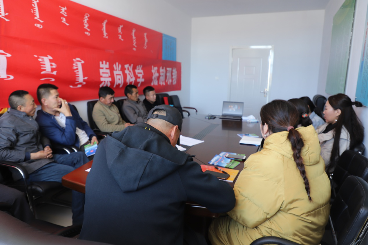 内蒙古锡林郭勒盟西乌旗开展牧区党员反邪教警示教育活动