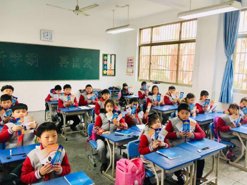 图片2 图片2