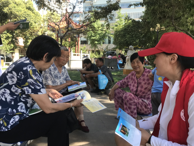 河南省登封市反邪教协会与双溪社区共驻共建反邪教