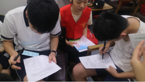 我院开展反邪教创文明暑期社会实践活动1096 我院开展反邪教创文明暑期社会实践活动1096