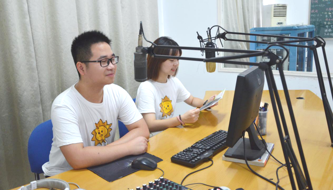 广播传反邪，声声入人心