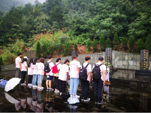 浙经贸反邪小分队暑期社会实践纪实:齐心反邪,共创和谐320 浙经贸反邪小分队暑期社会实践纪实:齐心反邪,共创和谐320