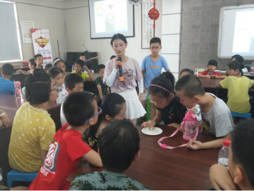 南湖区反邪教协会“反邪小达人”暑期活动丰富多彩1123 南湖区反邪教协会“反邪小达人”暑期活动丰富多彩1123