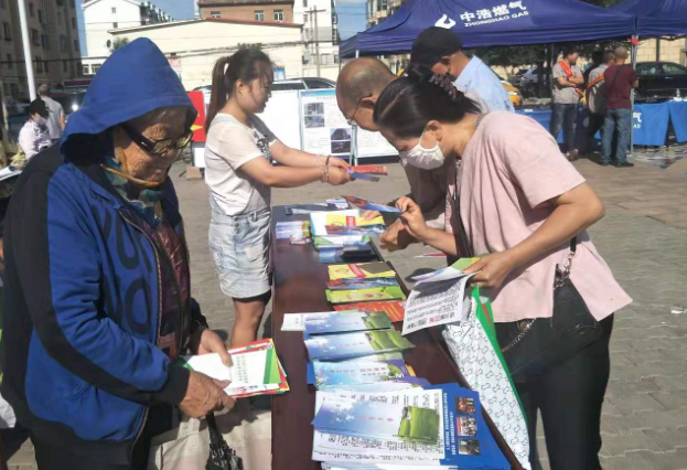 内蒙古自治区包头市昆都仑区团结街道开展扫黑除恶和反邪教宣传活动