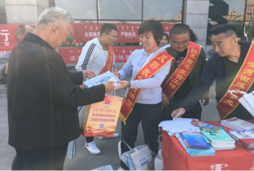 内蒙古鄂尔多斯市康巴什区深入开展反邪教集中宣传活动460 内蒙古鄂尔多斯市康巴什区深入开展反邪教集中宣传活动460