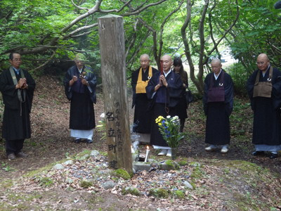 三十年前奥姆真理教杀害坂本律师满门 日本人士悼念