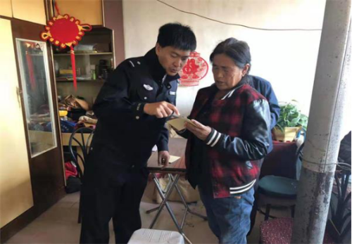 内蒙古包头市固阳县“一村一辅警”助力反邪教宣传342 内蒙古包头市固阳县“一村一辅警”助力反邪教宣传342