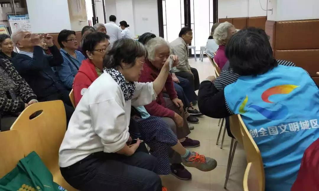 “关爱夕阳红 科学享生活”——上海市黄浦区豫园街道开展老年群体反邪系列宣讲活动