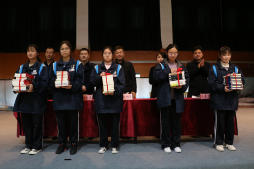 余杭区开展反邪教宣传进校园活动306 余杭区开展反邪教宣传进校园活动306