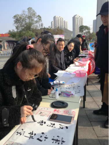 宁波市海曙区:警惕邪教新花样 春节反邪不打烊90 宁波市海曙区:警惕邪教新花样 春节反邪不打烊90