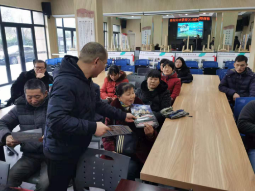 春节前夕,余杭区多地开展反邪教宣传431 春节前夕,余杭区多地开展反邪教宣传431