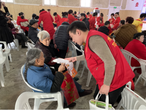 春节前夕,余杭区多地开展反邪教宣传485 春节前夕,余杭区多地开展反邪教宣传485
