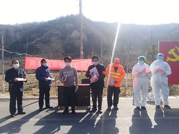 陕西宝鸡麟游县疫情防控与反邪教宣传两手抓两不误